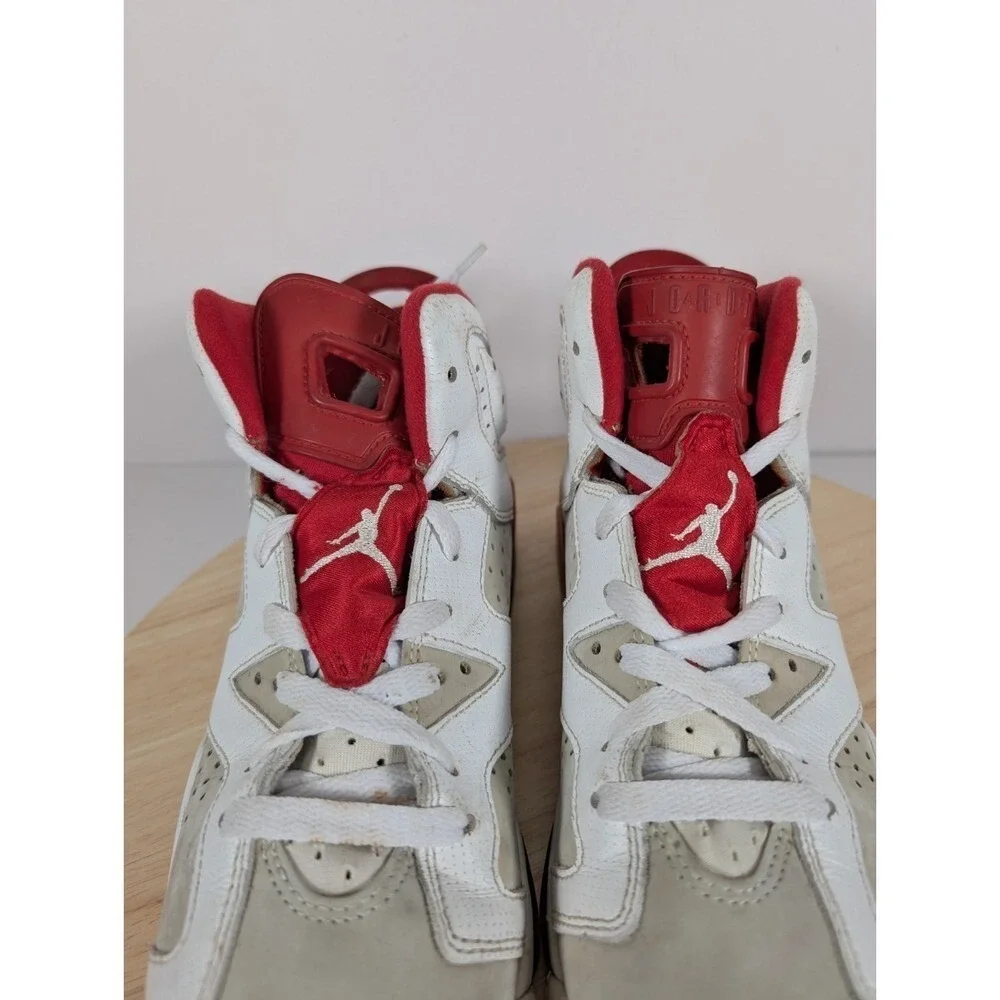 Nike Air Jordan 6 Retro Alternate Hare 6.5Y Youth Womens 8 White Red Sneakers
